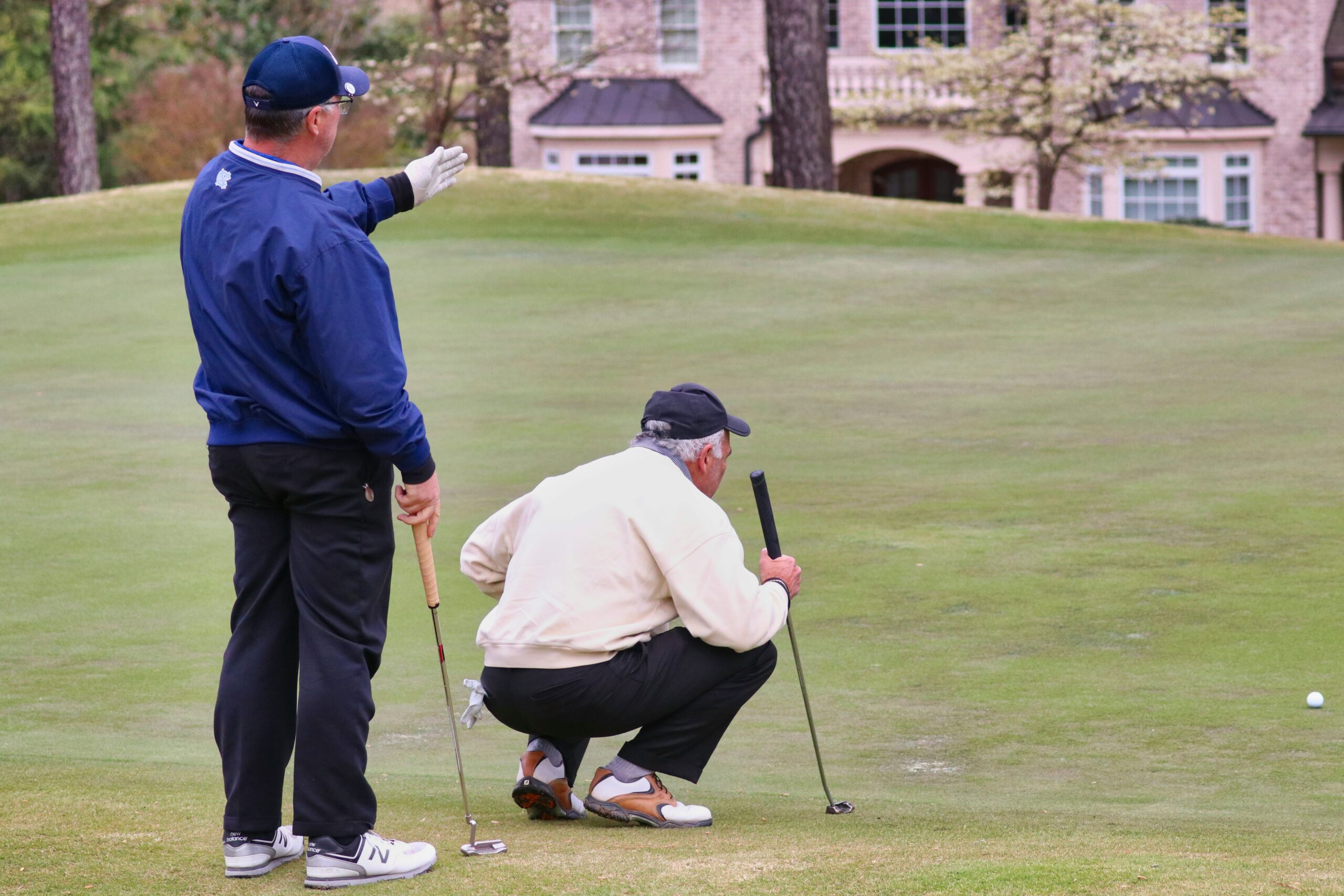 Seniors_Playing_Golf_In_Murrieta_California